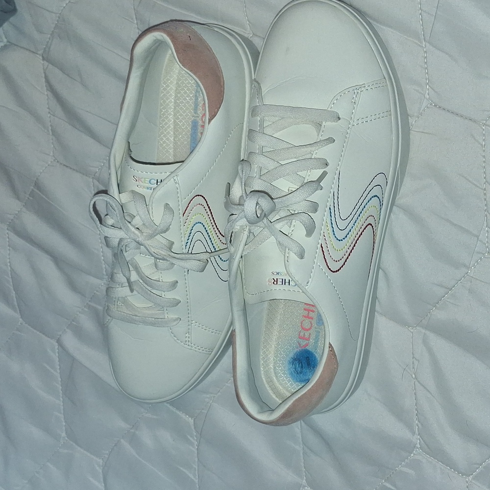 Sketchers Court Eden LX-Lined Up